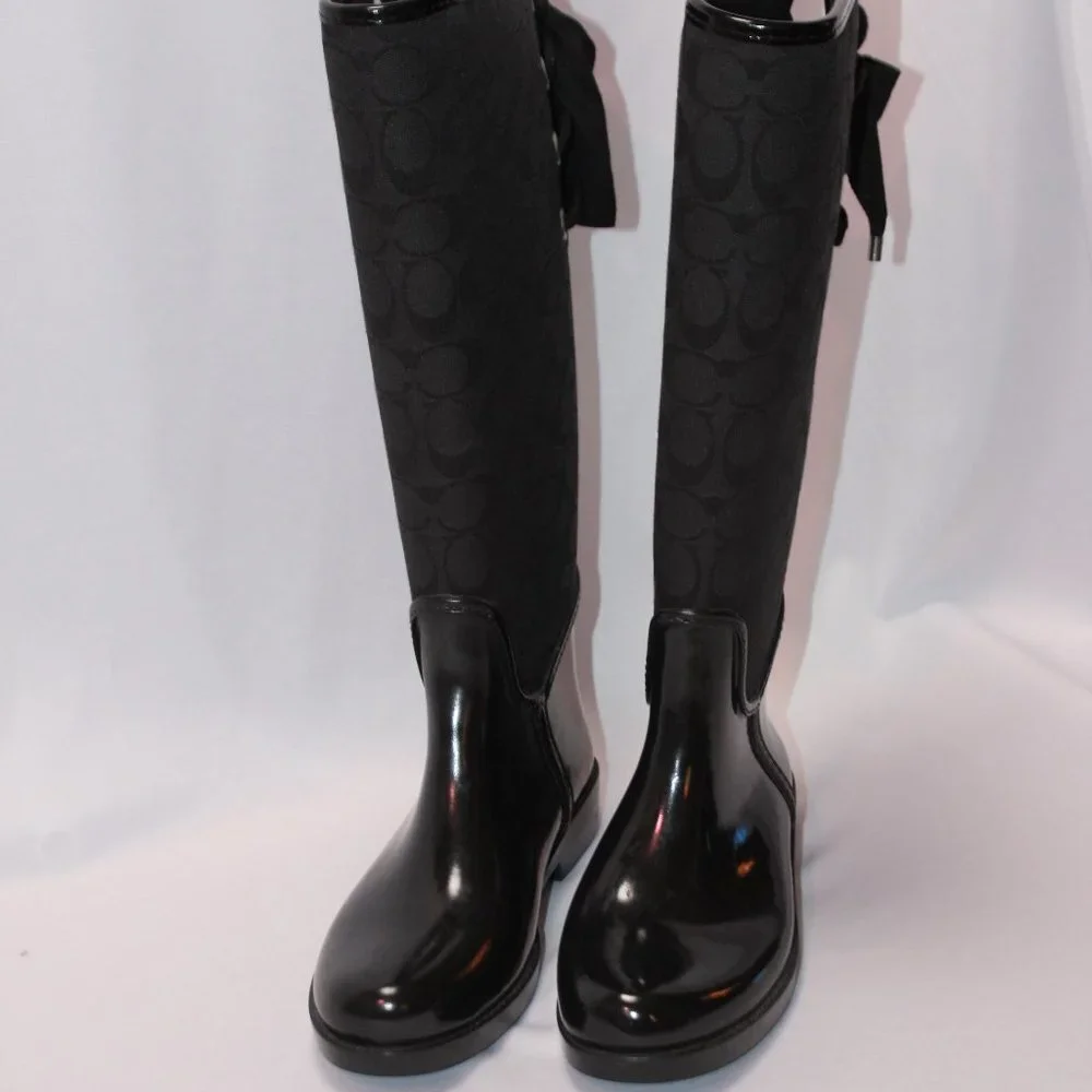 Coach Tristee Outline Signature Back Lace-up Boots
